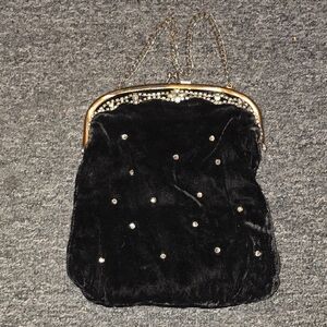 Source Unknown Black Velvet Clutch with Silver Chain
